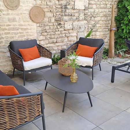 L'Angely - Chambres D'Hotes Niort Ngoại thất bức ảnh