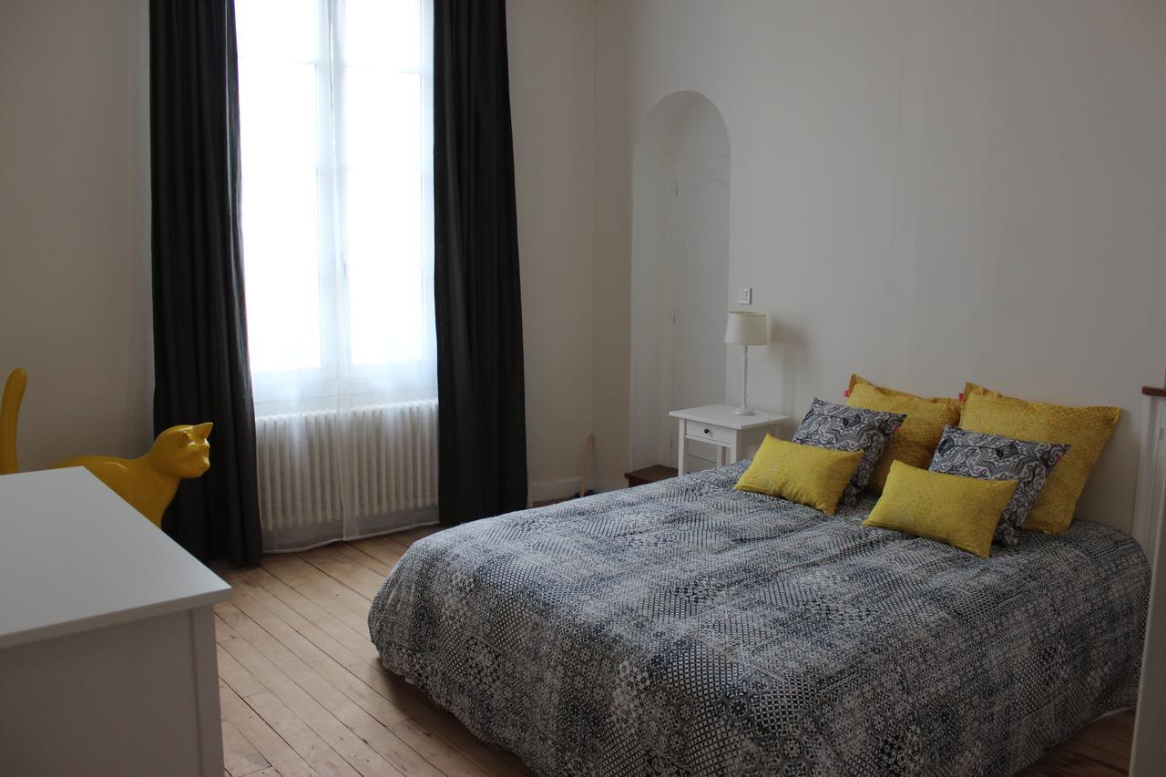 L'Angely - Chambres D'Hotes Niort Ngoại thất bức ảnh